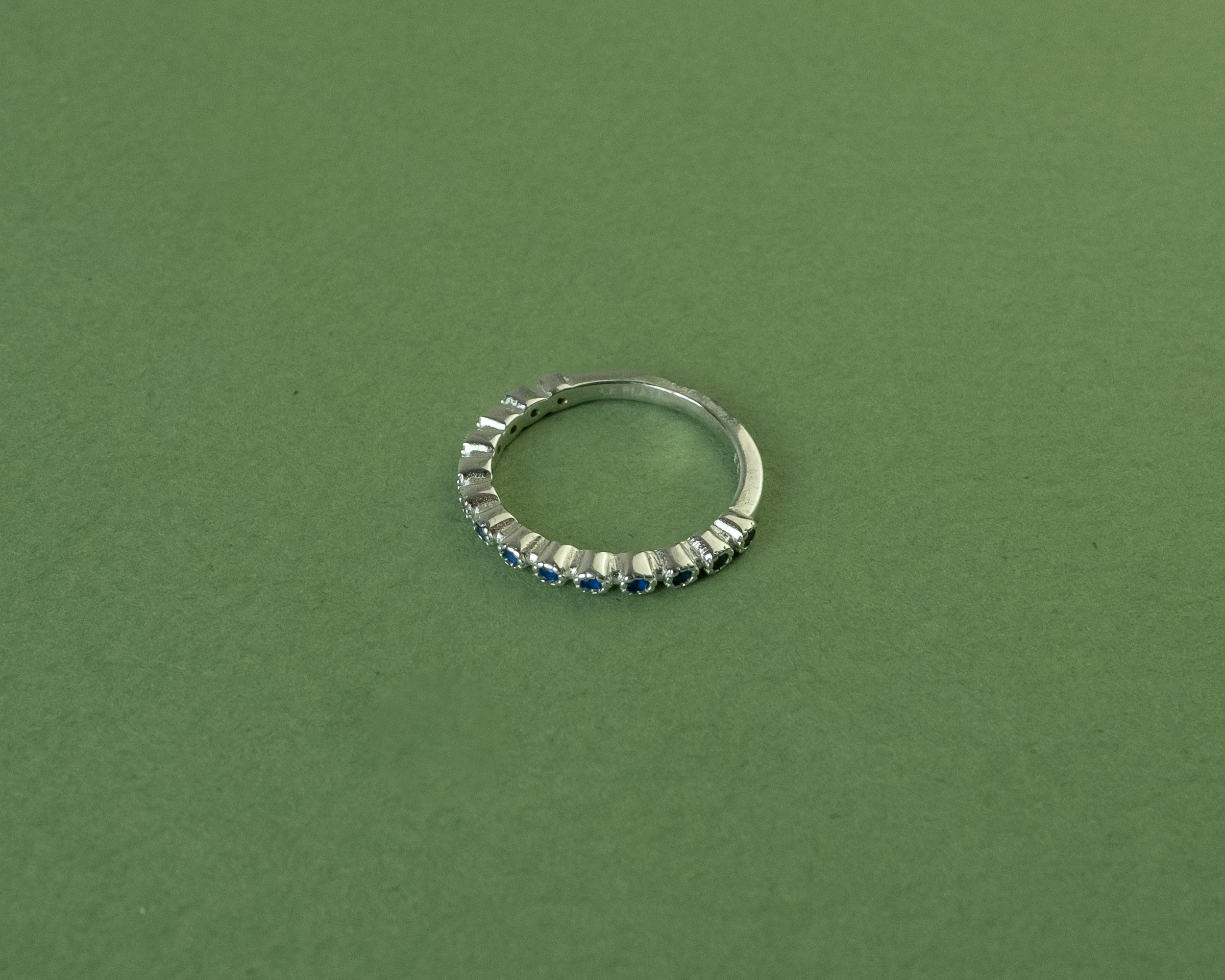 Anillo Nicole