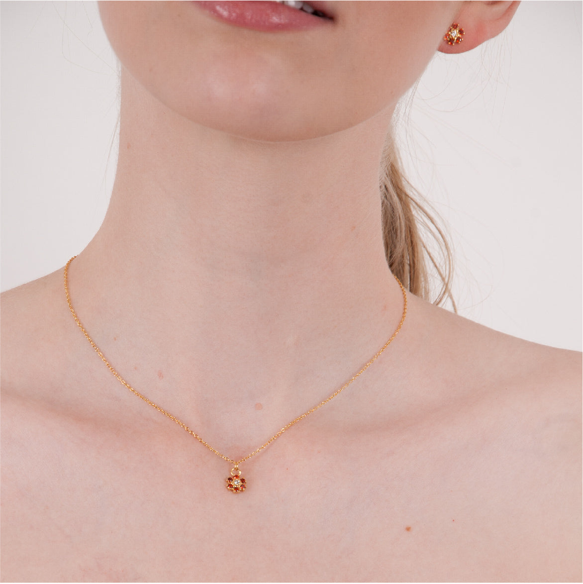 Aretes Flora