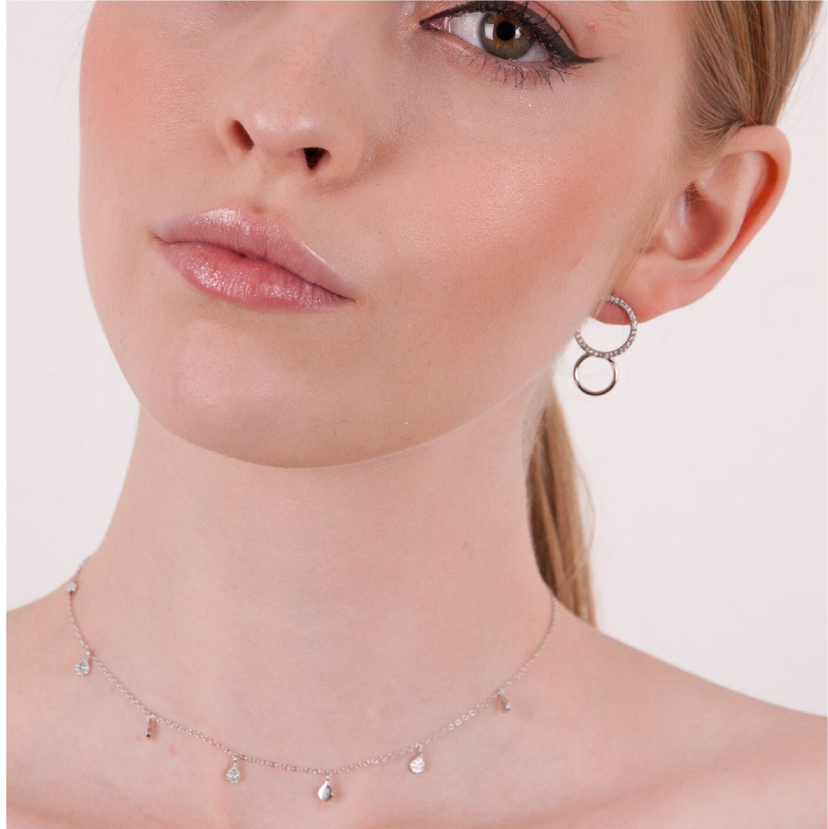 Aretes Dominique